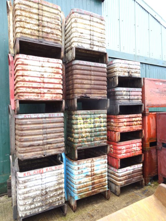 4x solid sided steel stackable stillages, 900x700x...