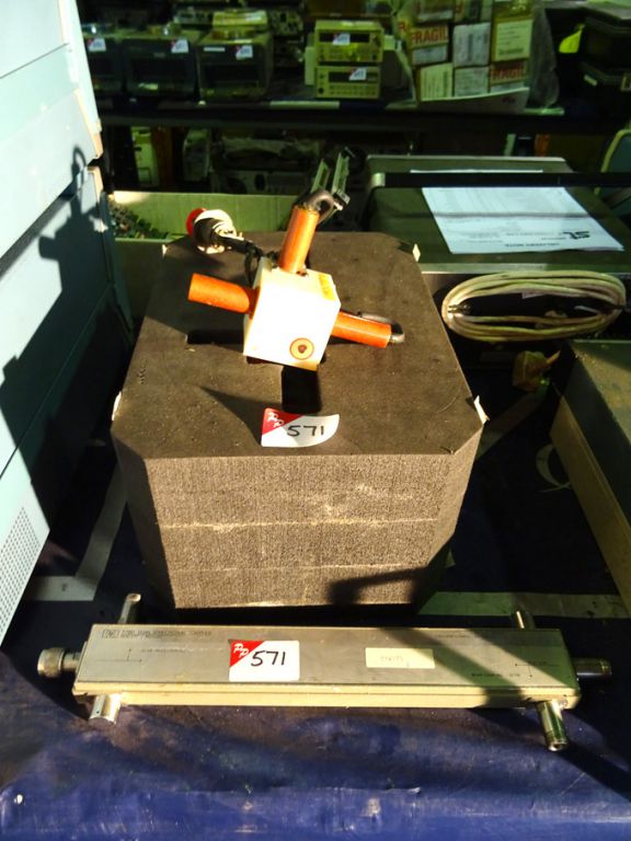 HP 778D dual directional coupler & flux gate senso...