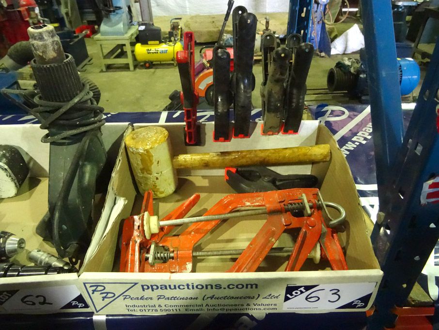 Qty various G-clamps, clip on clamps - lot located...