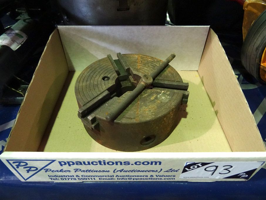 200mm 3 jaw chuck (no jaws) - Lot Located at: Aunb...