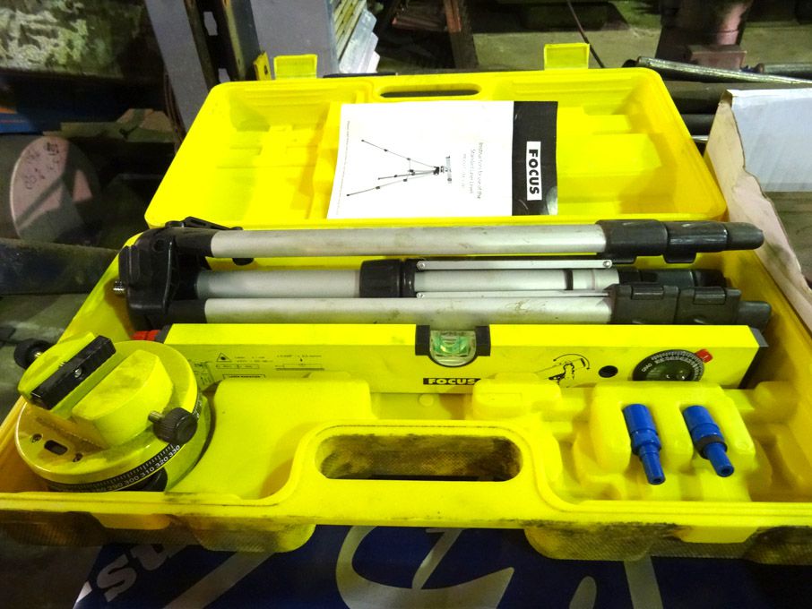 Focus 31291 laser level, tripod & case - Lot Locat...