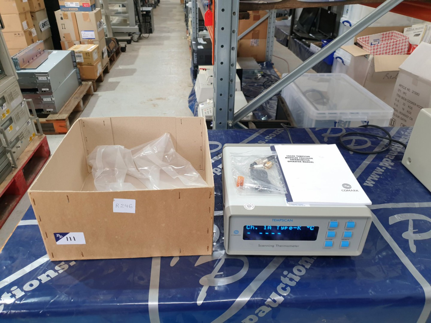 Comark C8600 TempScan modular precision thermomete...