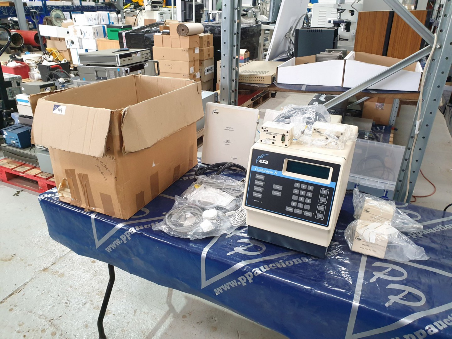 ESA Coulochem II 5200A electrochemical HPLC detect...
