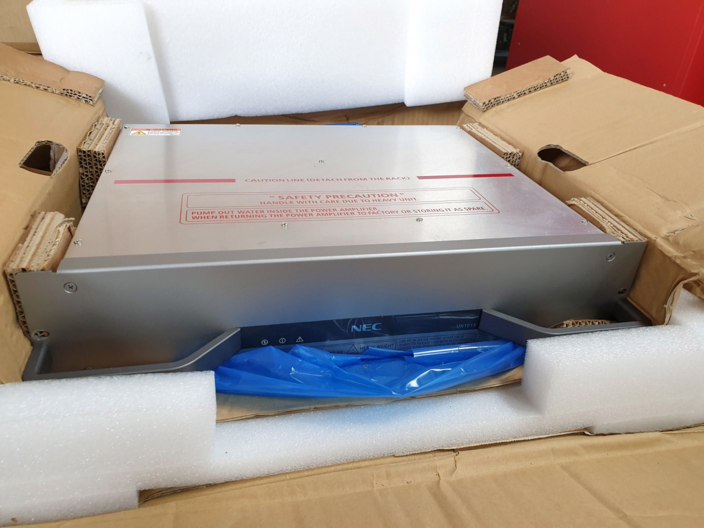 NEC UH101X TR amplifier, 1250W (boxed & unused) (2...