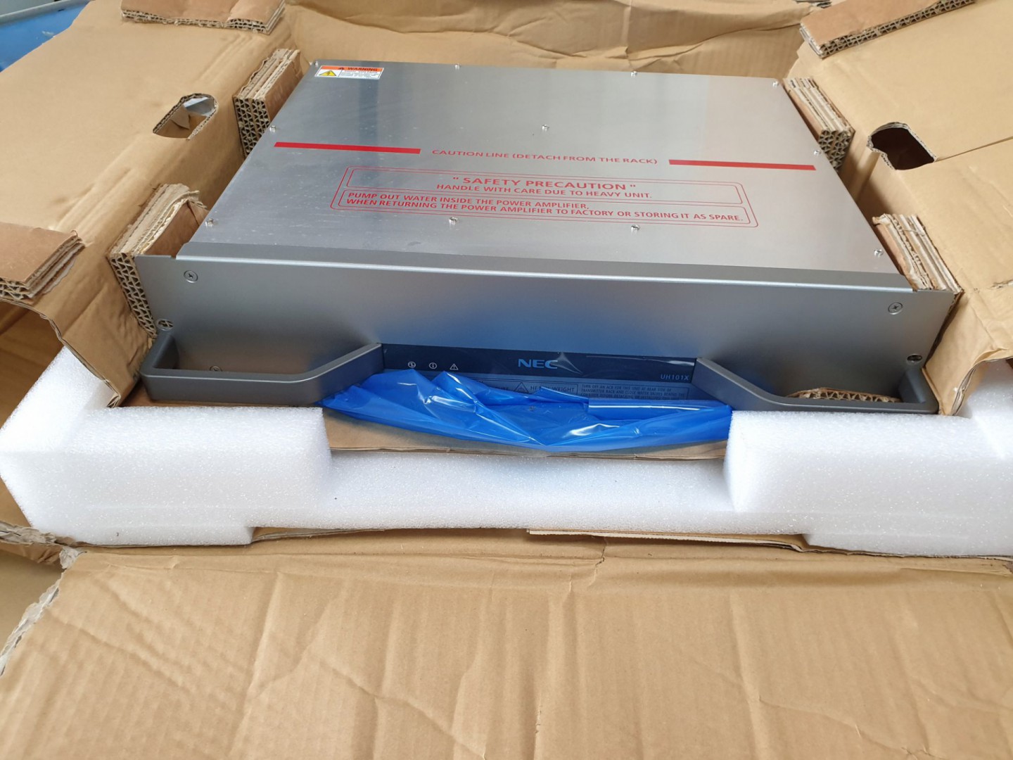 NEC UH101X TR amplifier, 1250W (boxed & unused) (2...
