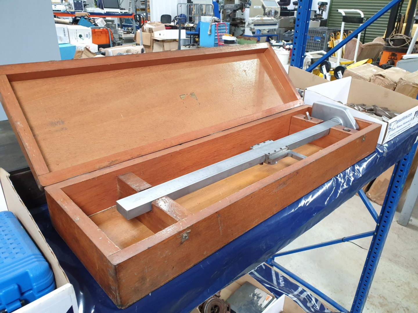 Grey Rushton 680mm height gauge in wooden case - L...