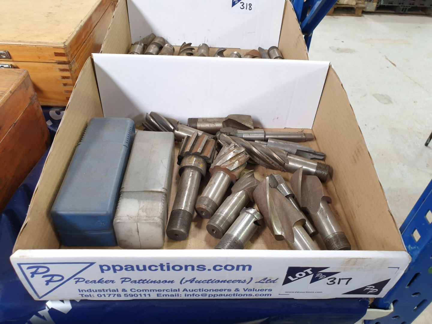 Qty various HSS end mills - Lot Located at: PP Sal...