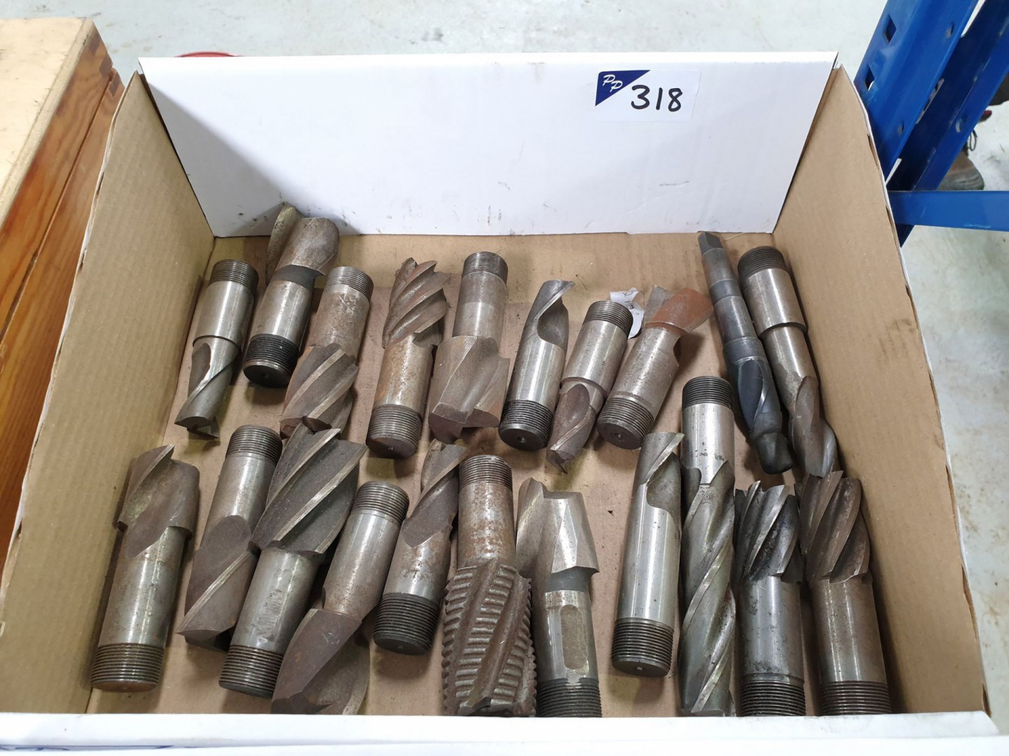 Qty various HSS end mills - Lot Located at: PP Sal...