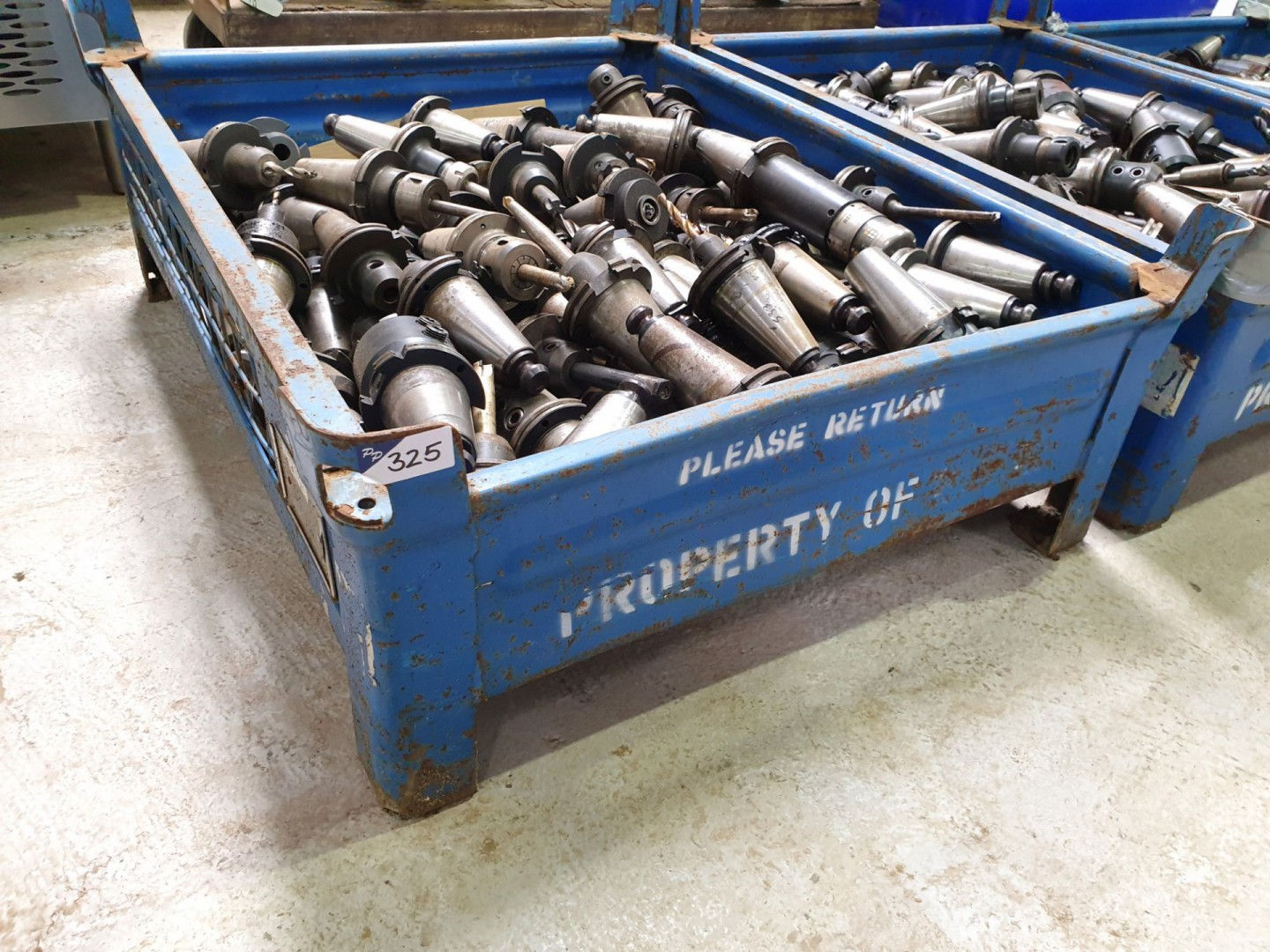 Large Qty BT50 int tool holders in metal stillage...