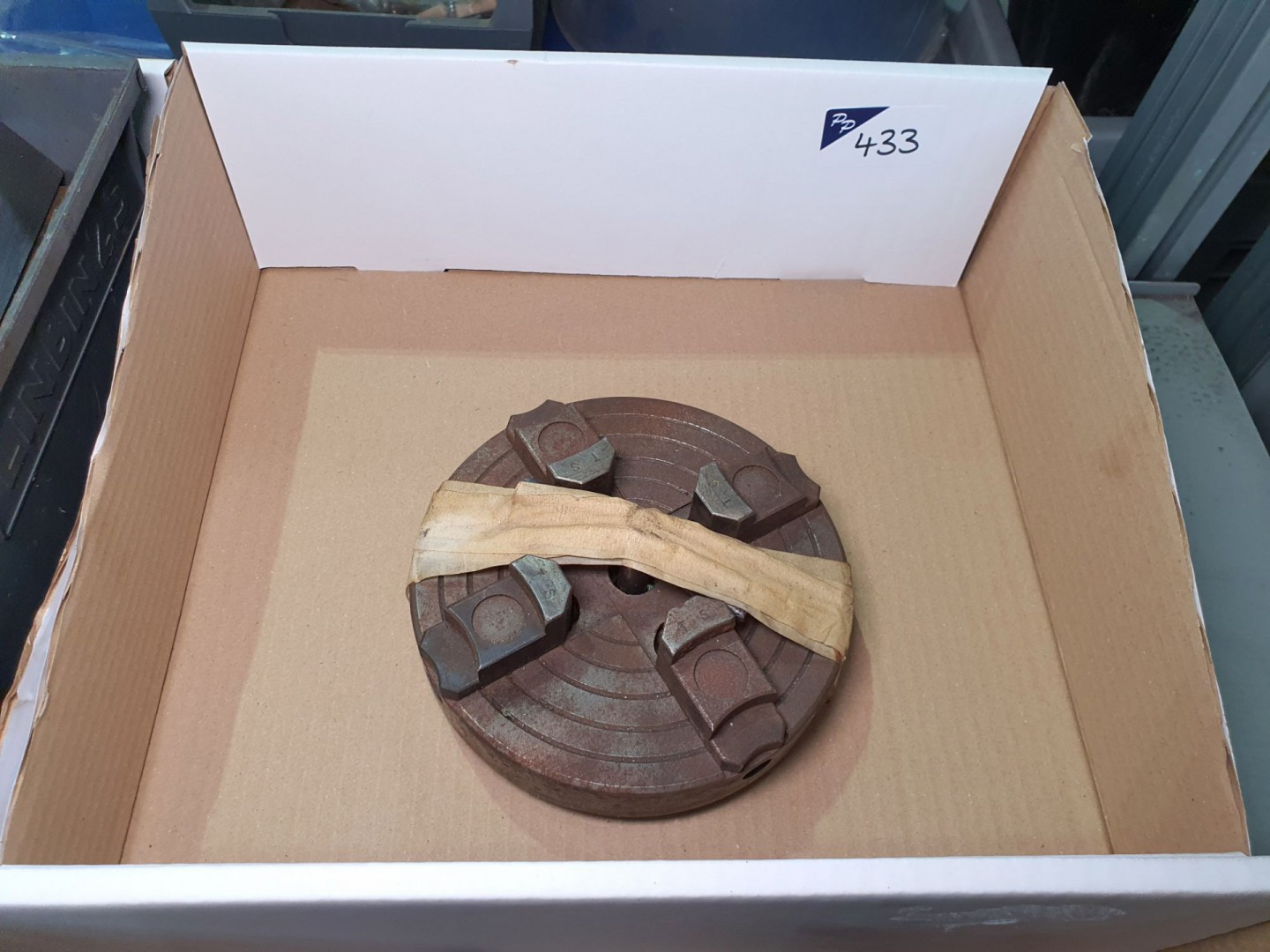 160mm diameter 4 jaw chuck - Lot Located at: PP Sa...