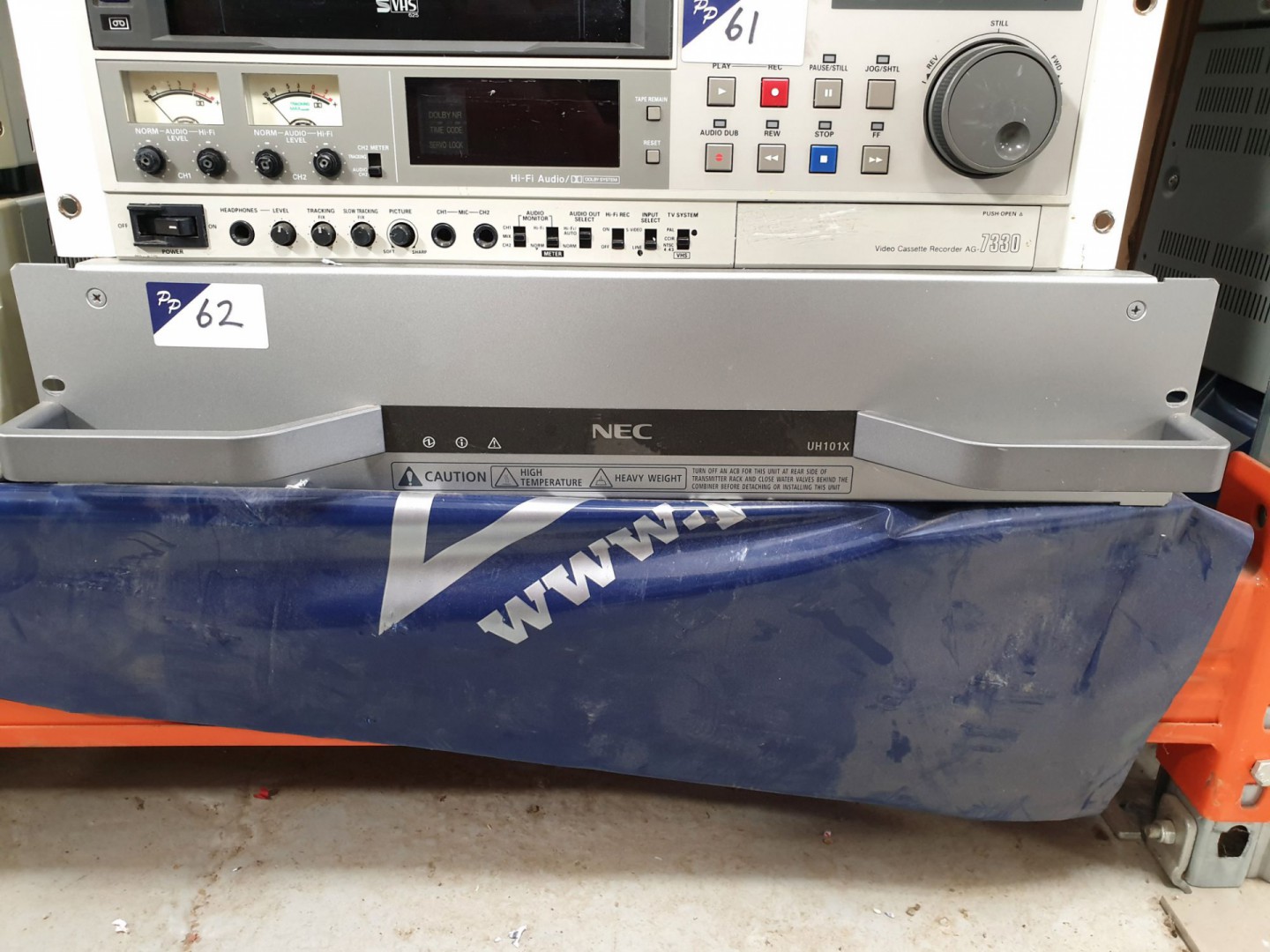 NEC UH101XTR amplifier (2017) - Lot Located at: PP...