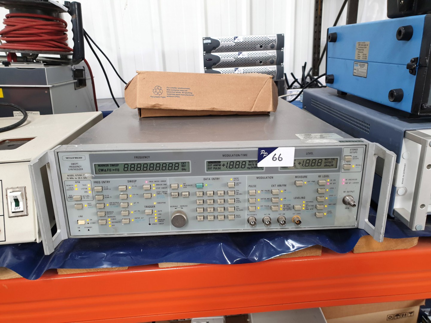 Wiltron 6759A swept frequency synthesiser, 10MHz t...