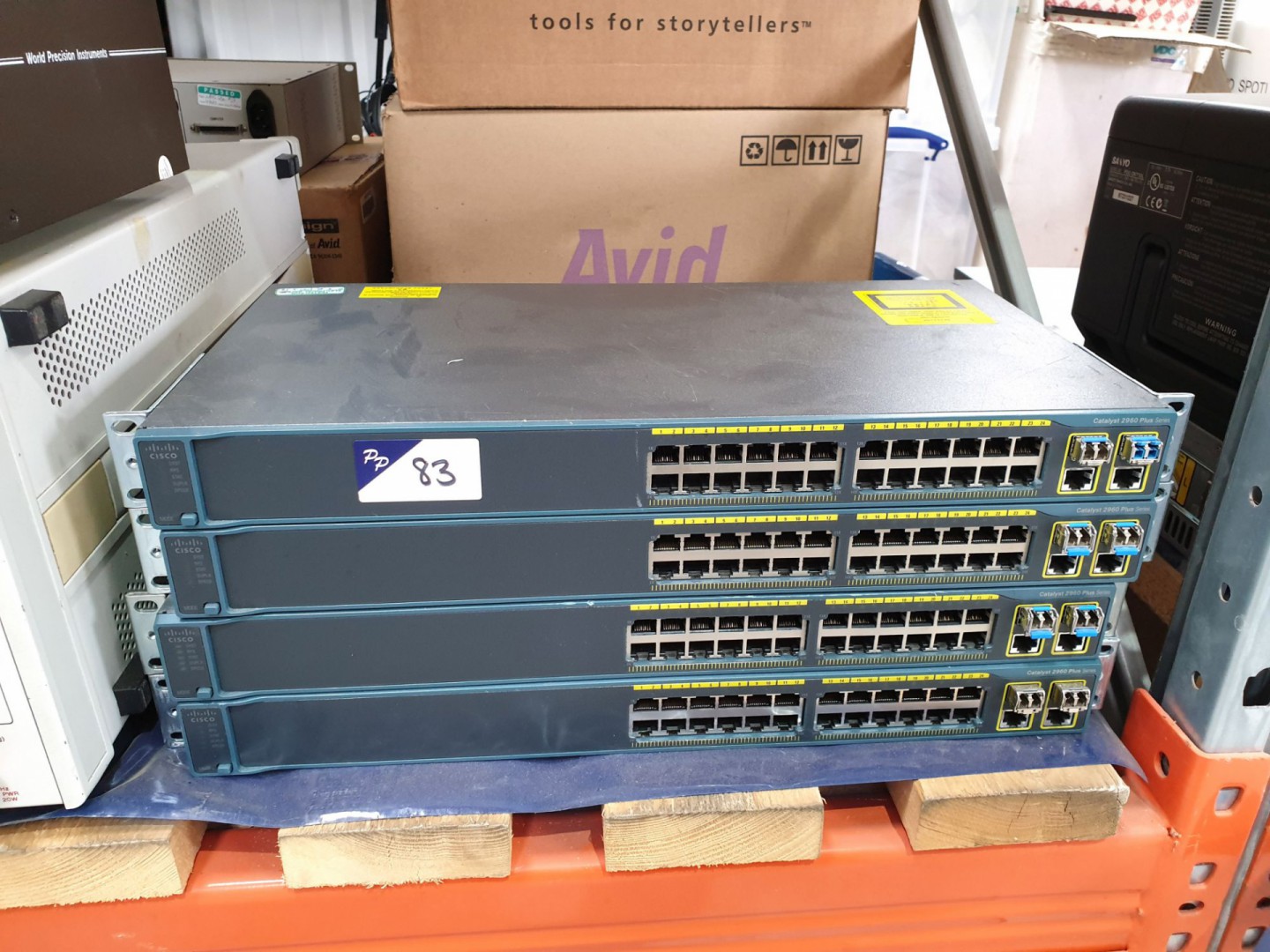 4x Cisco Systems 2960 Plus network switches - Lot...