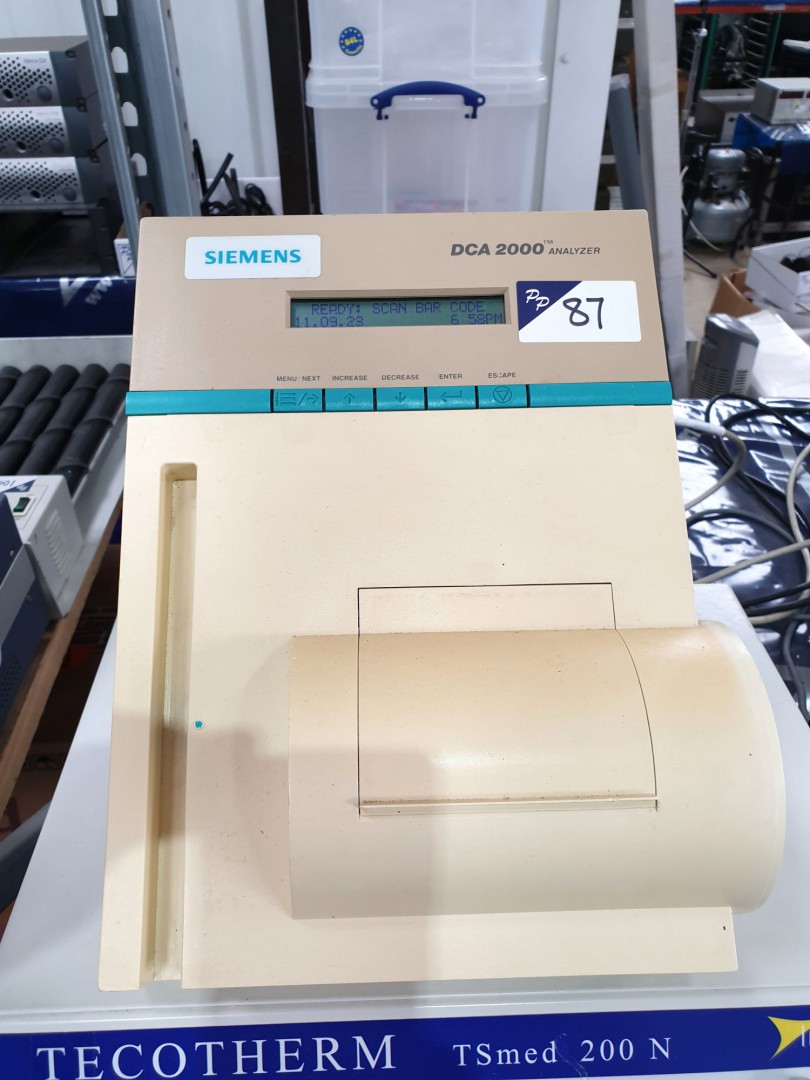 Siemens DCA2000 analyser - Lot Located at: PP Sale...