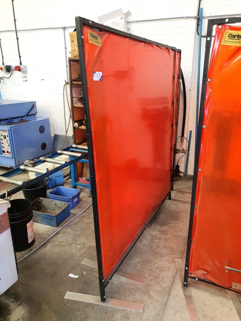 2x Clarke international welding screens, 1800x1800...