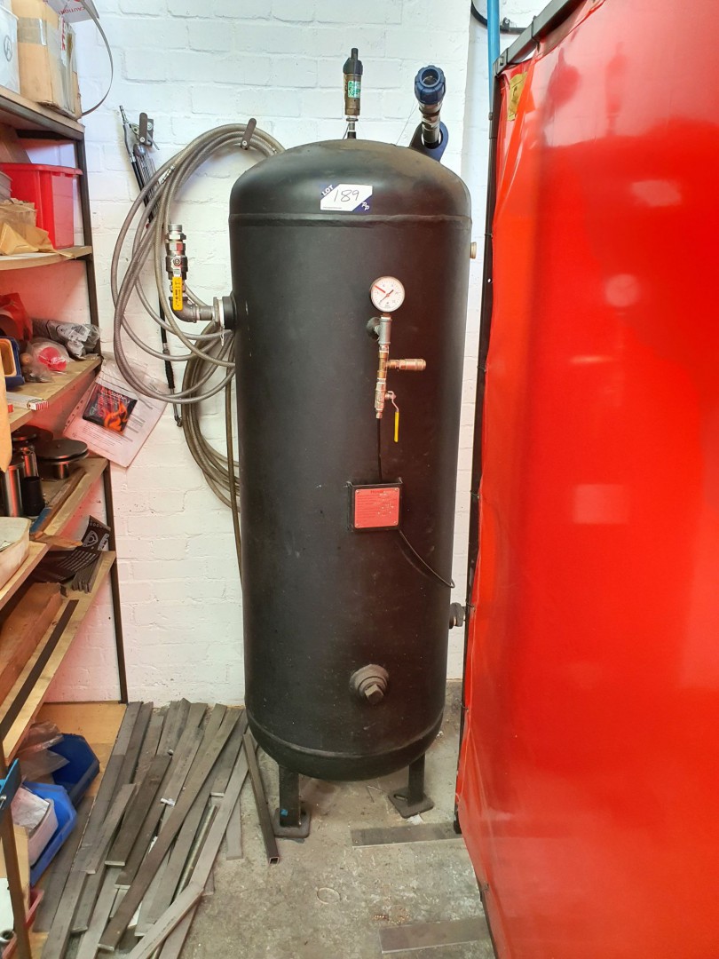 Hoval 350 litre floor type air receiver (1998)