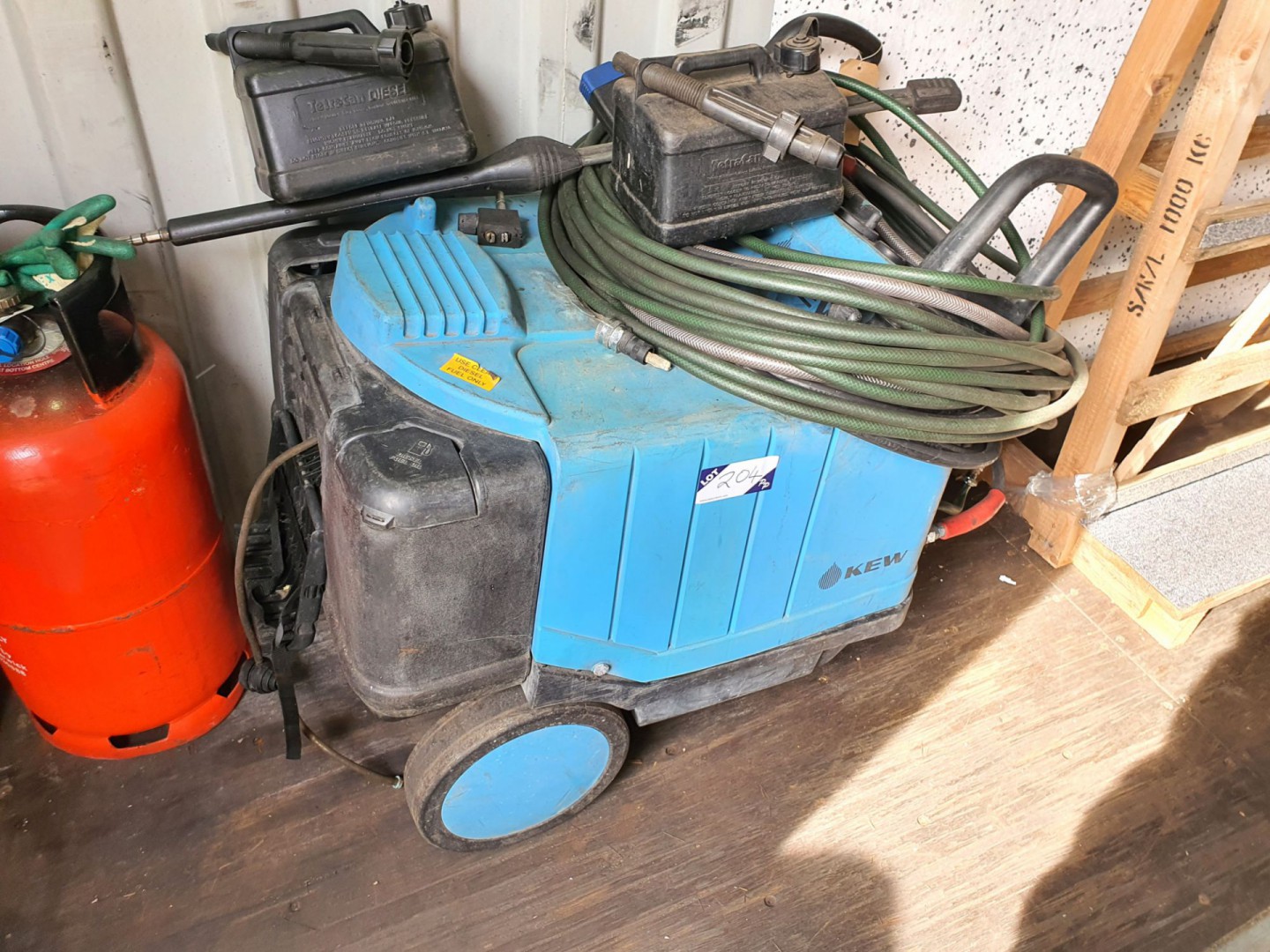 Kew 1640H diesel steam cleaner, 240v