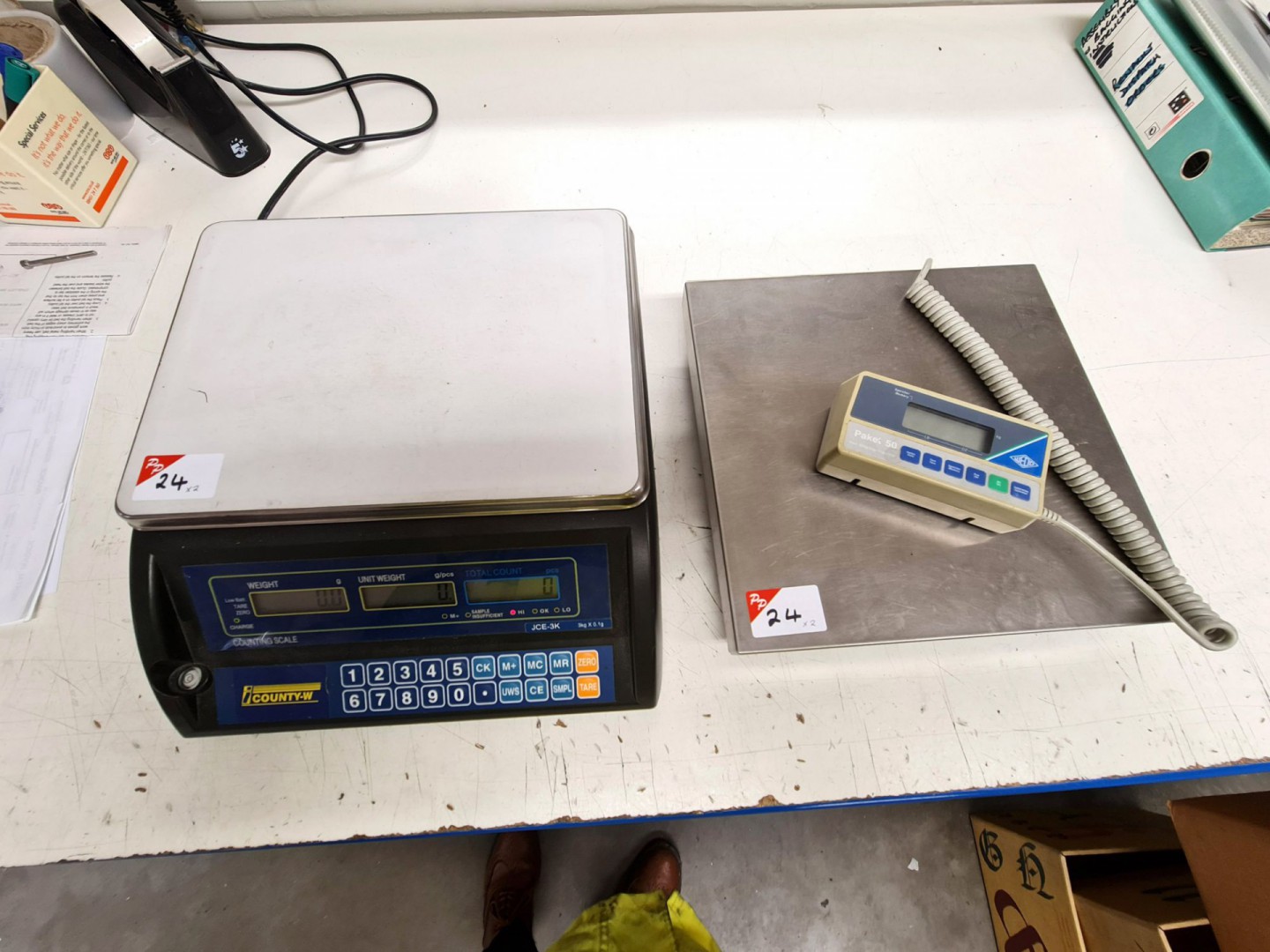 County-W JCE-3K digital scales, 240v & We...