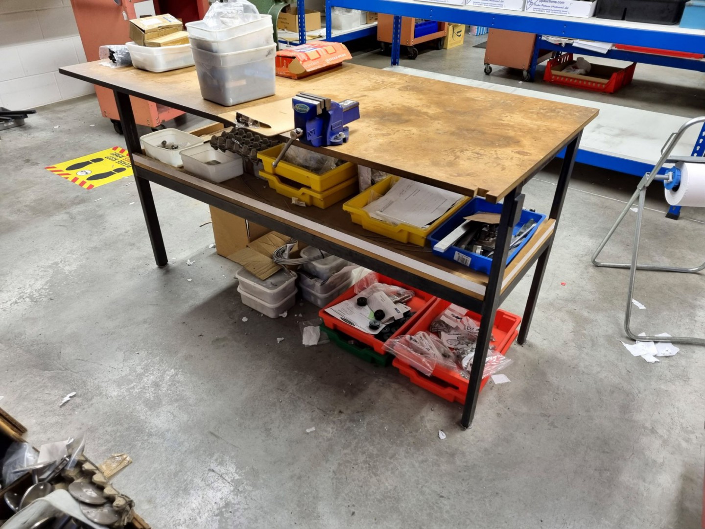 Mobile metal frame wooden top bench, 1200x840x900m...