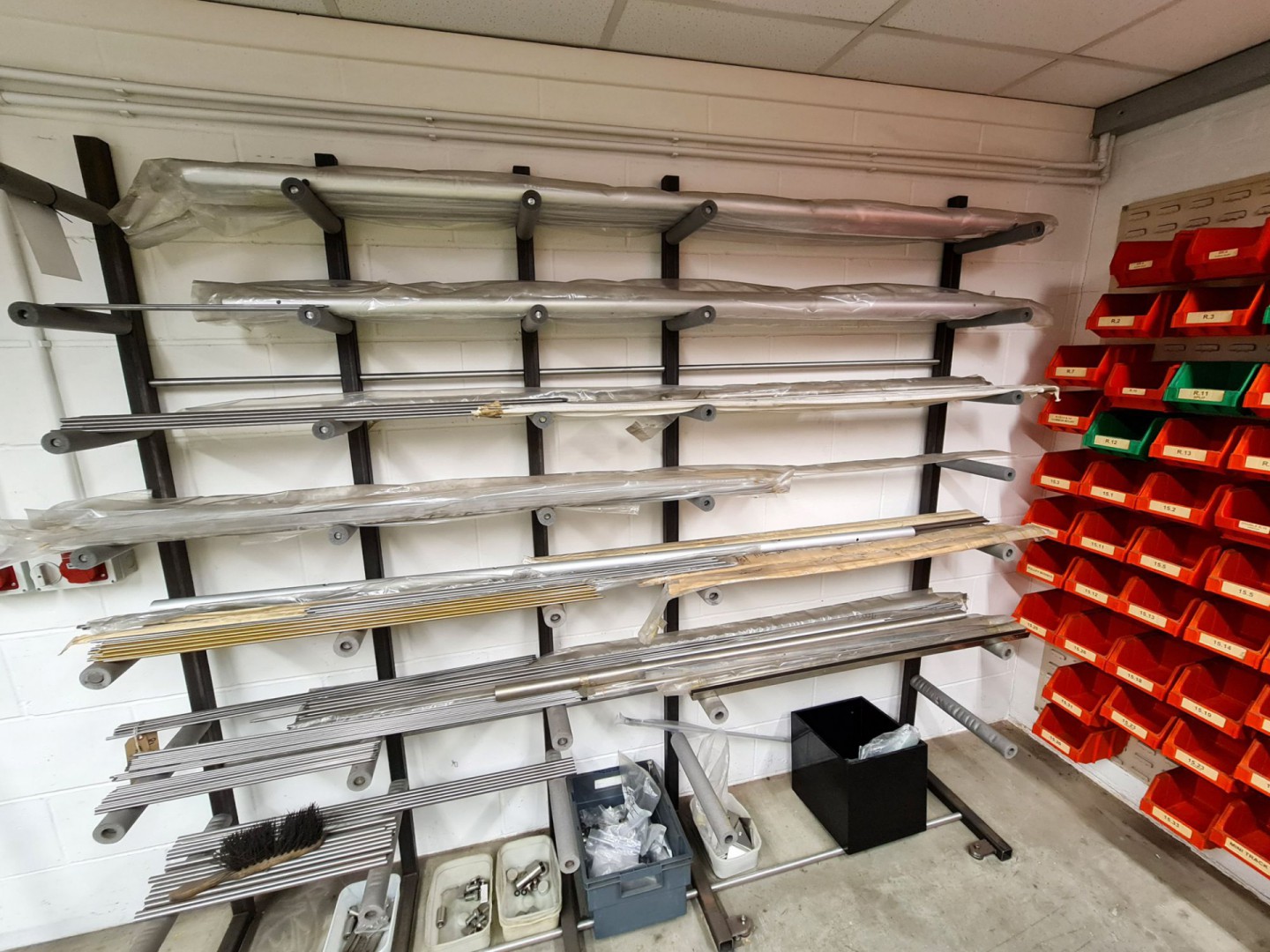 Light duty bar rack, 2250x2000mm H approx (content...