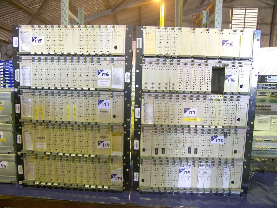 Avitel chassis with cards inc: 2x MPS 3392L, 4x 33...