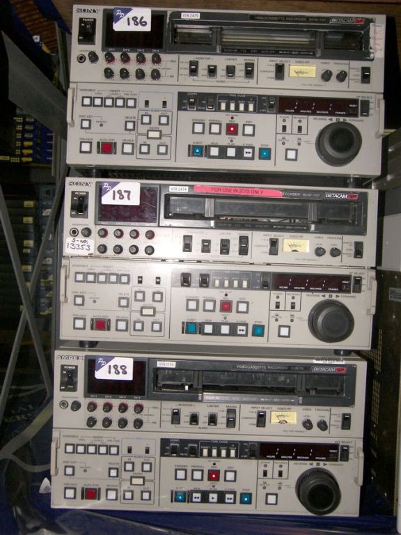 Sony Betacam SP BVW/75P Video Cassette Recorder