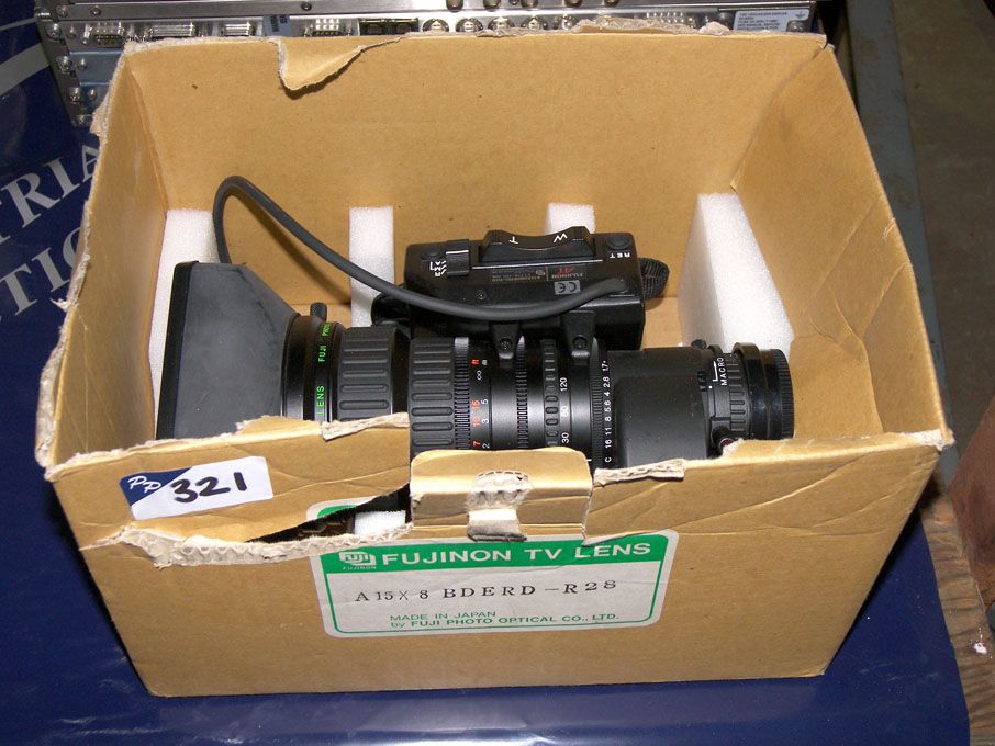 Fujinon A15x8 BDERD/R28 TV Lens (unused)
