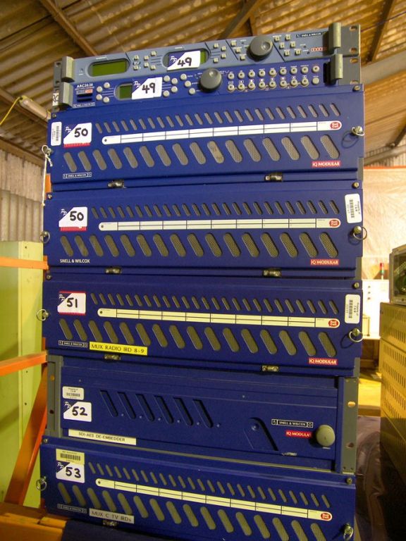 Snell & Wilcox IQ modular chassis with cards inc:...