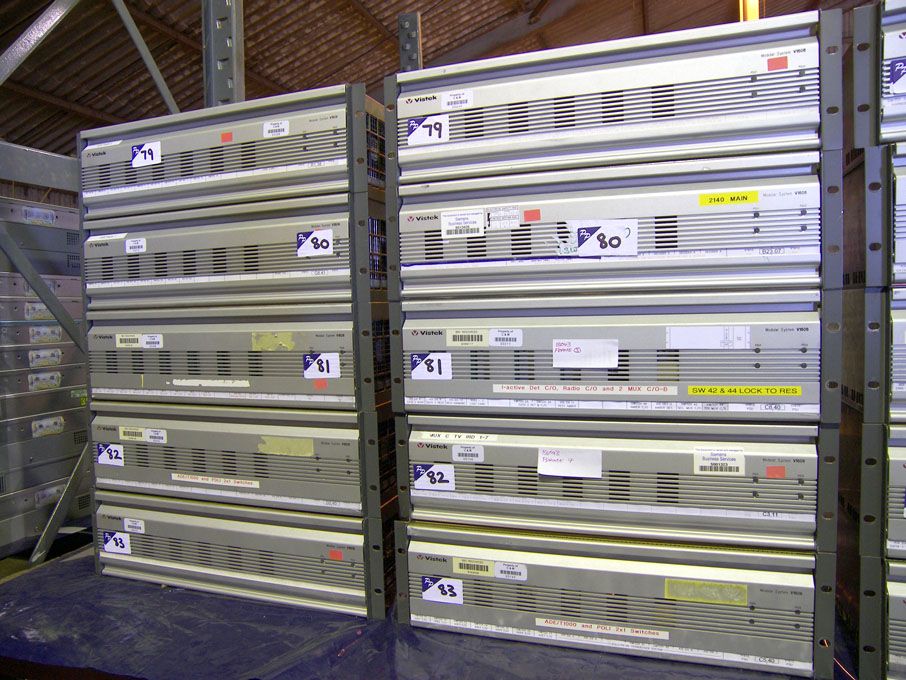2x Vistek chassis with cards inc: 4x V1610 PSU, 3x...