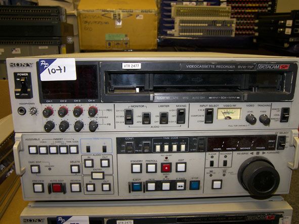 Sony Betacam BVW/75P SP Video Cassette Recorder