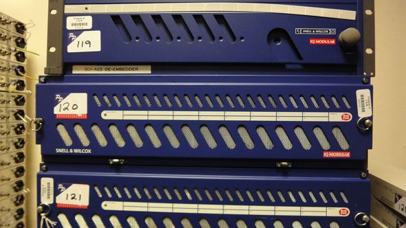 Snell & Wilcox IQ modular chassis with cards inc:...