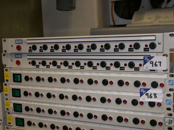 2x AVC MDUs
