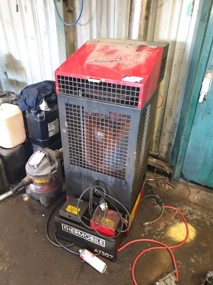 Thermobile AT307 oil fired factory heater, 29kW (2...
