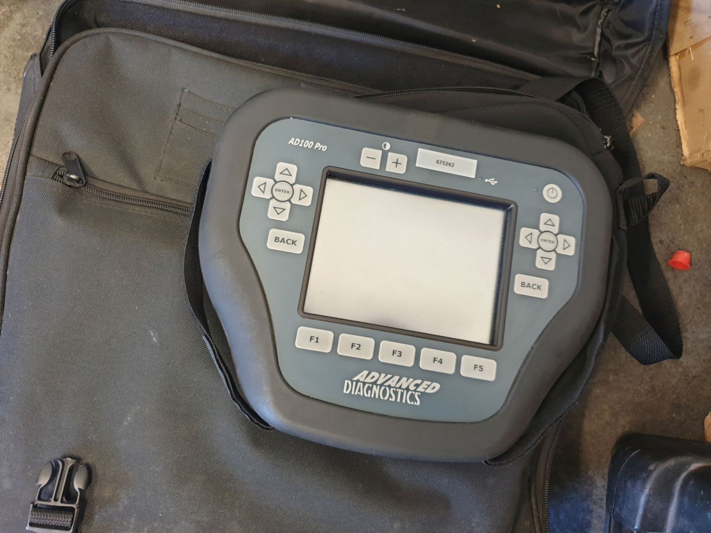 Advanced Diagnostic AD900 pro key programmer in ca...