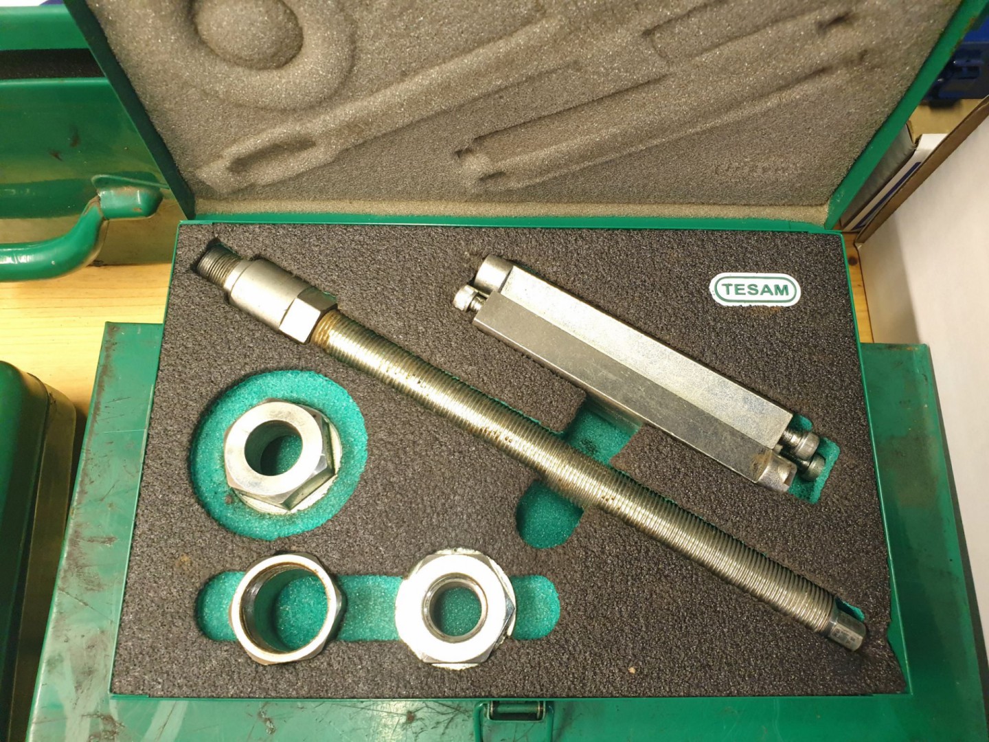 Tesam M9R engine solenoid type kit in case