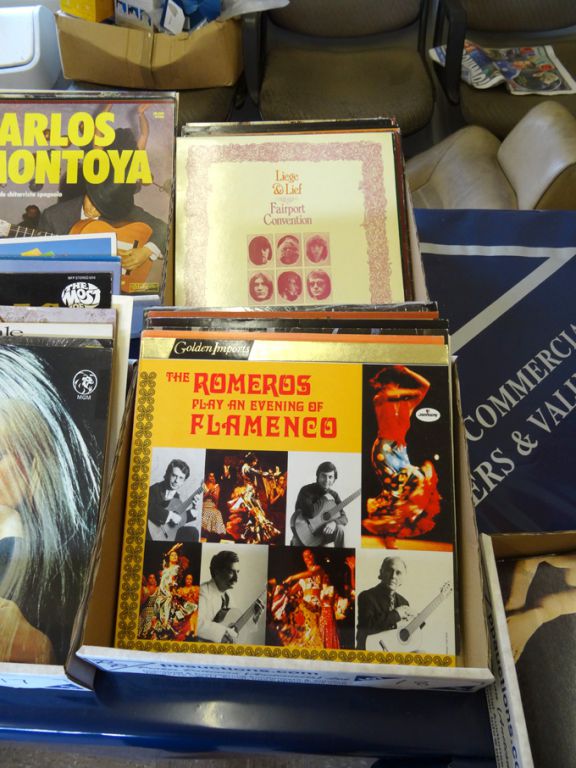 16x music LP's inc: The Kinks, Fleetwood Mac, Sade...
