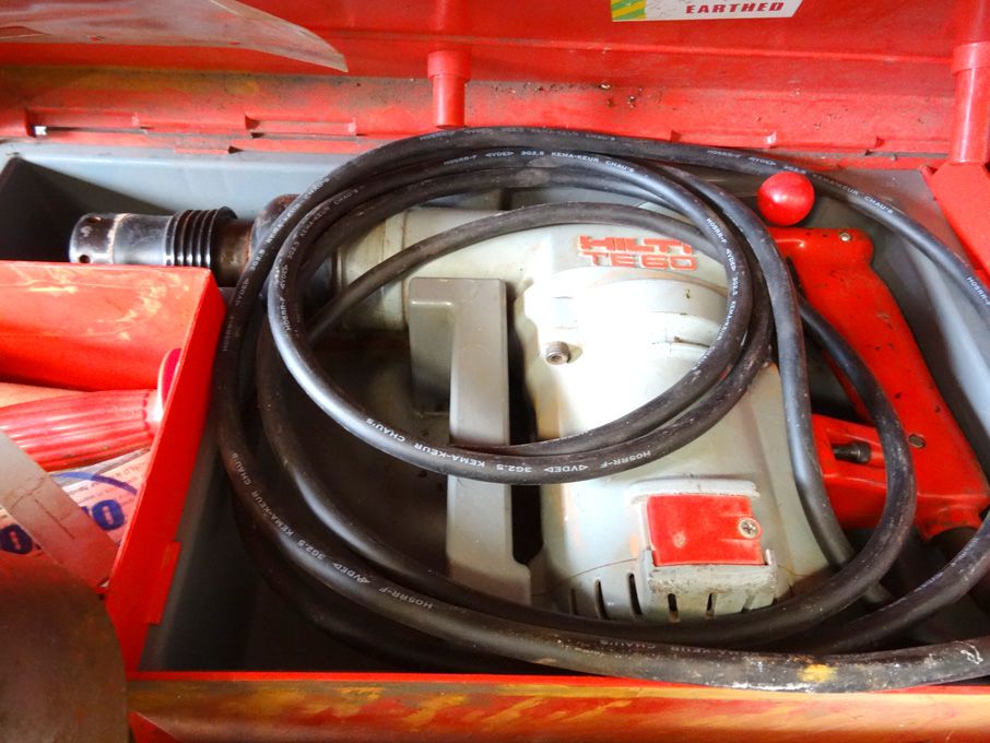 Hilti TE60 110v heavy duty drill in case