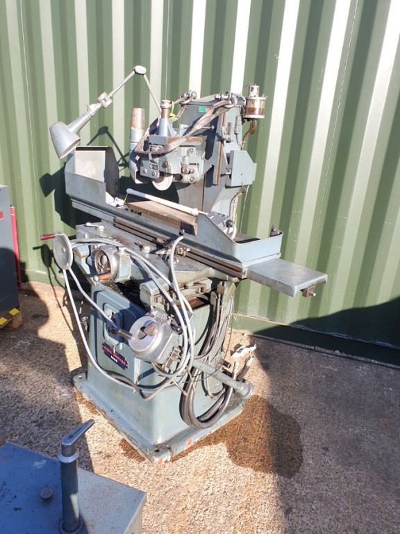 Jones & Shipman 1400 surface grinder, 20x8” closed...