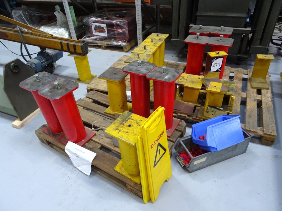 Qty various size skid feet on 3 pallets