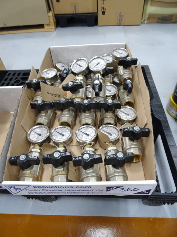 18x tap pressure valves (unused)