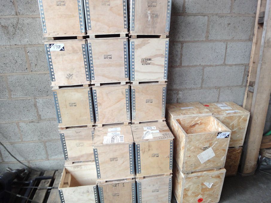 20x wooden packing crates, 300x260x360mm approx &...
