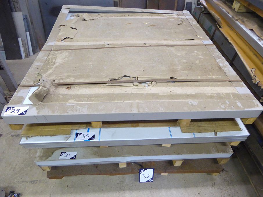 80 approx stainless steel sheets, EN 10088-2 1.430...