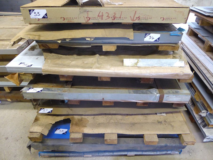 45 approx stainless steel sheets, 304 DP1 PC1, 250...