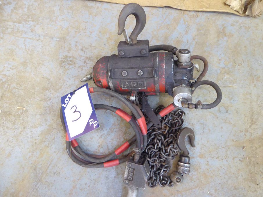 ARO 0.5 ton pneumatic chain hoist