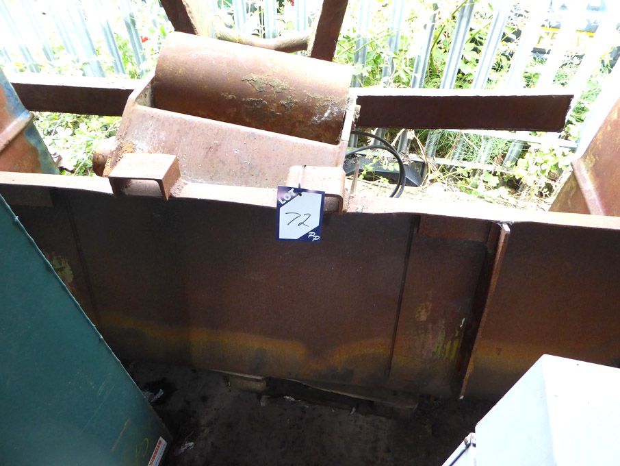 Metal front bucket, 2150x830x800mm high approx